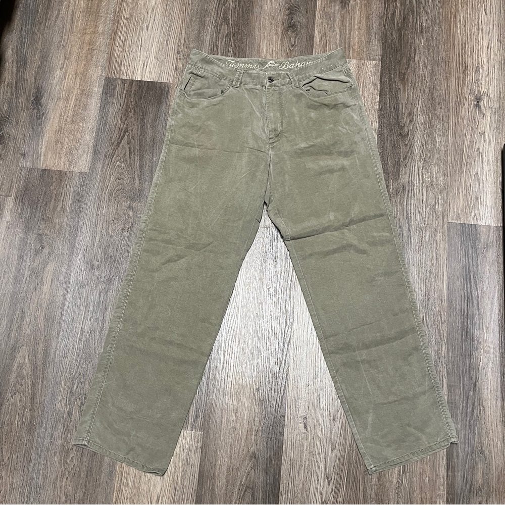 Tommy Bahama Pants Mens 33x30 Green Flat Front Chinos Solid Preppy Classic
